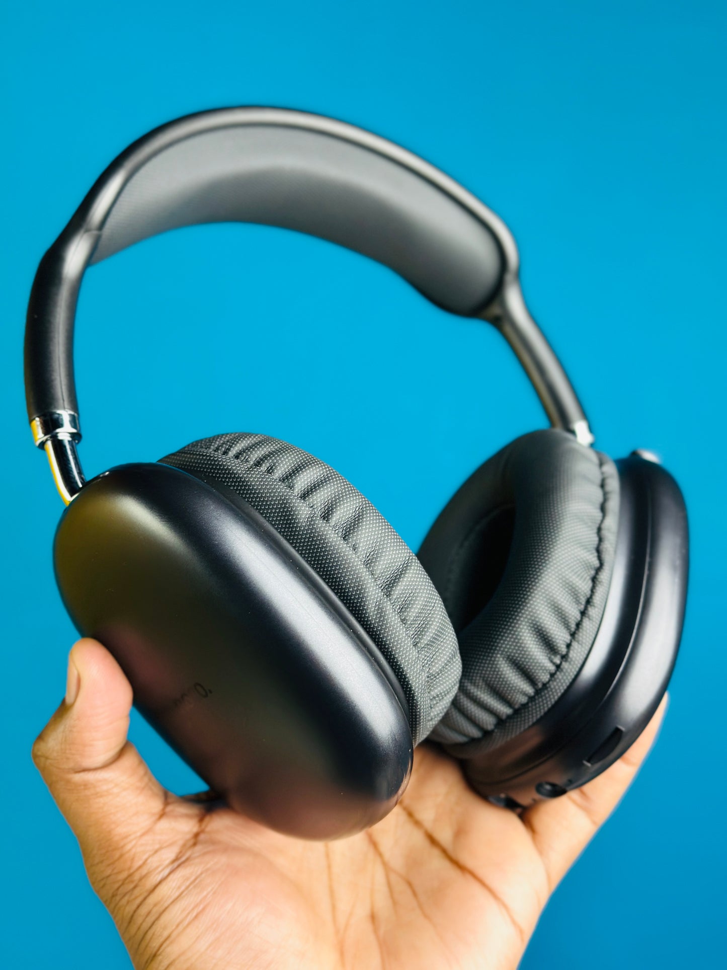 Hoco W35 Air Wireless Headphone- Green Color, White, Black